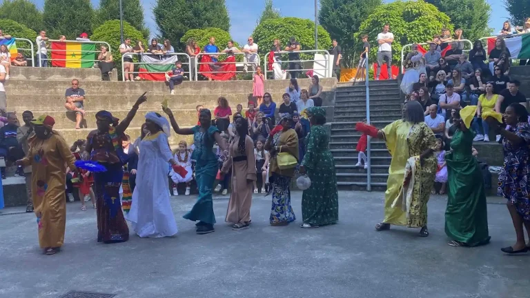 Danze tradizionali africane alla Festa dei Popoli, supporto artistico Erranza ASD, territorio Basso Adda
